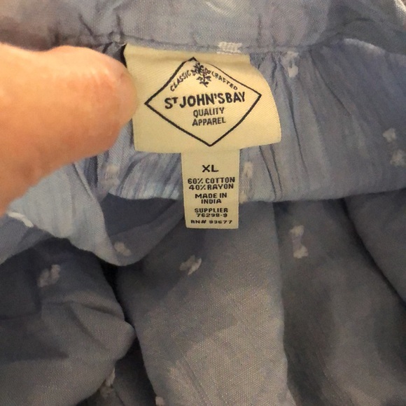 At. John’s Bay XL top NWT - Picture 2 of 2